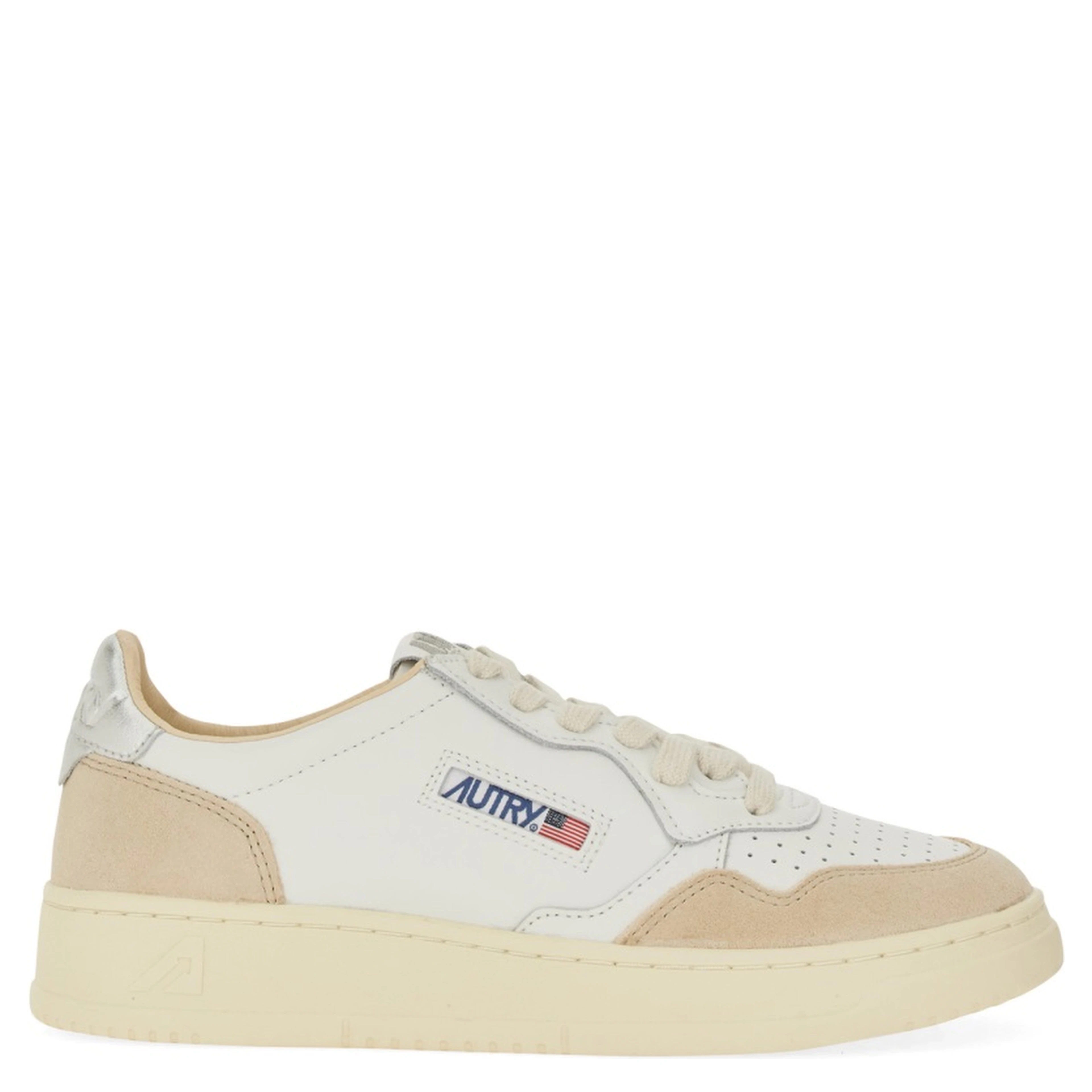 MEDALIST LOW SNEAKER