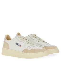 MEDALIST LOW SNEAKER