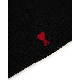 Black Ami de Coeur beanie