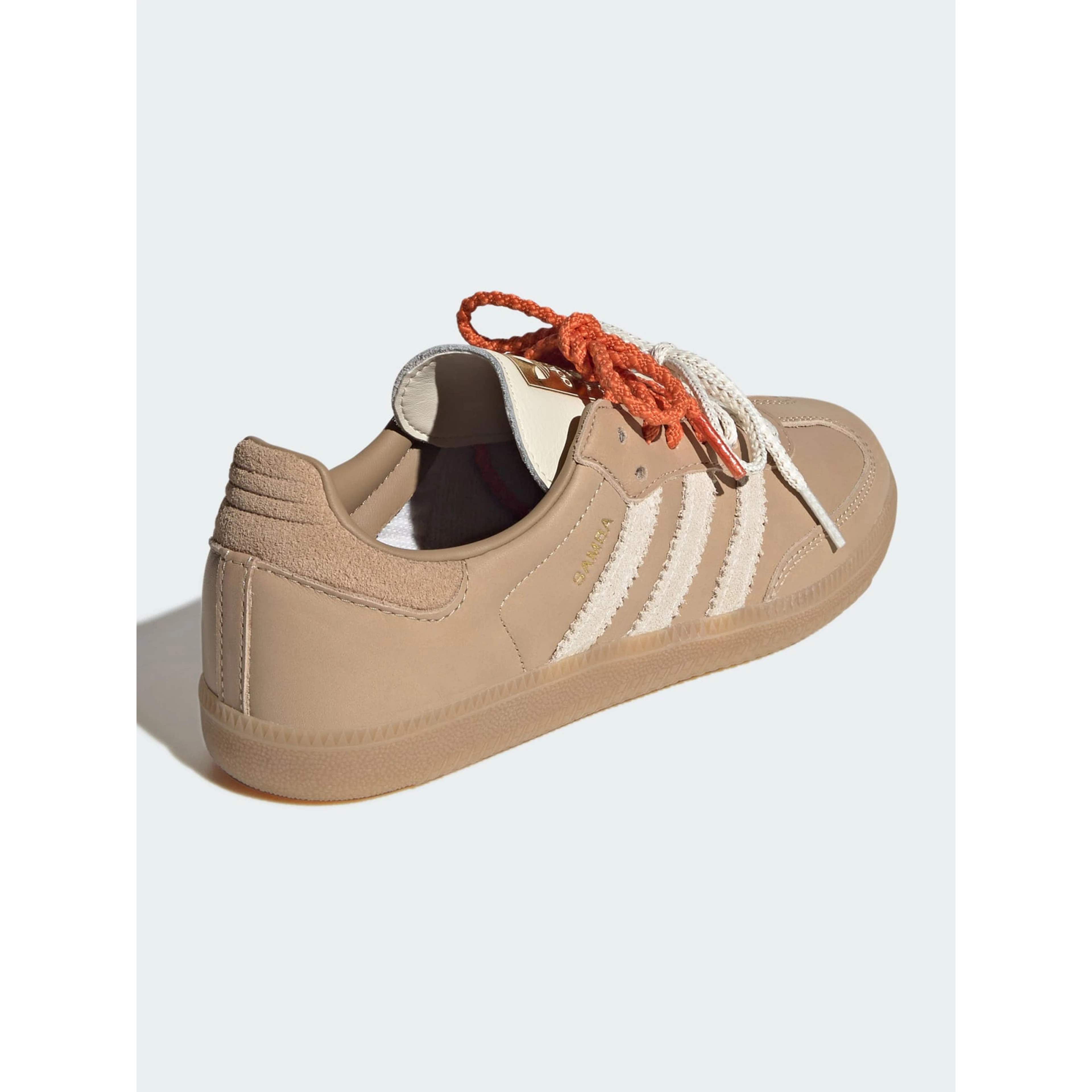 Adidas Sneakers