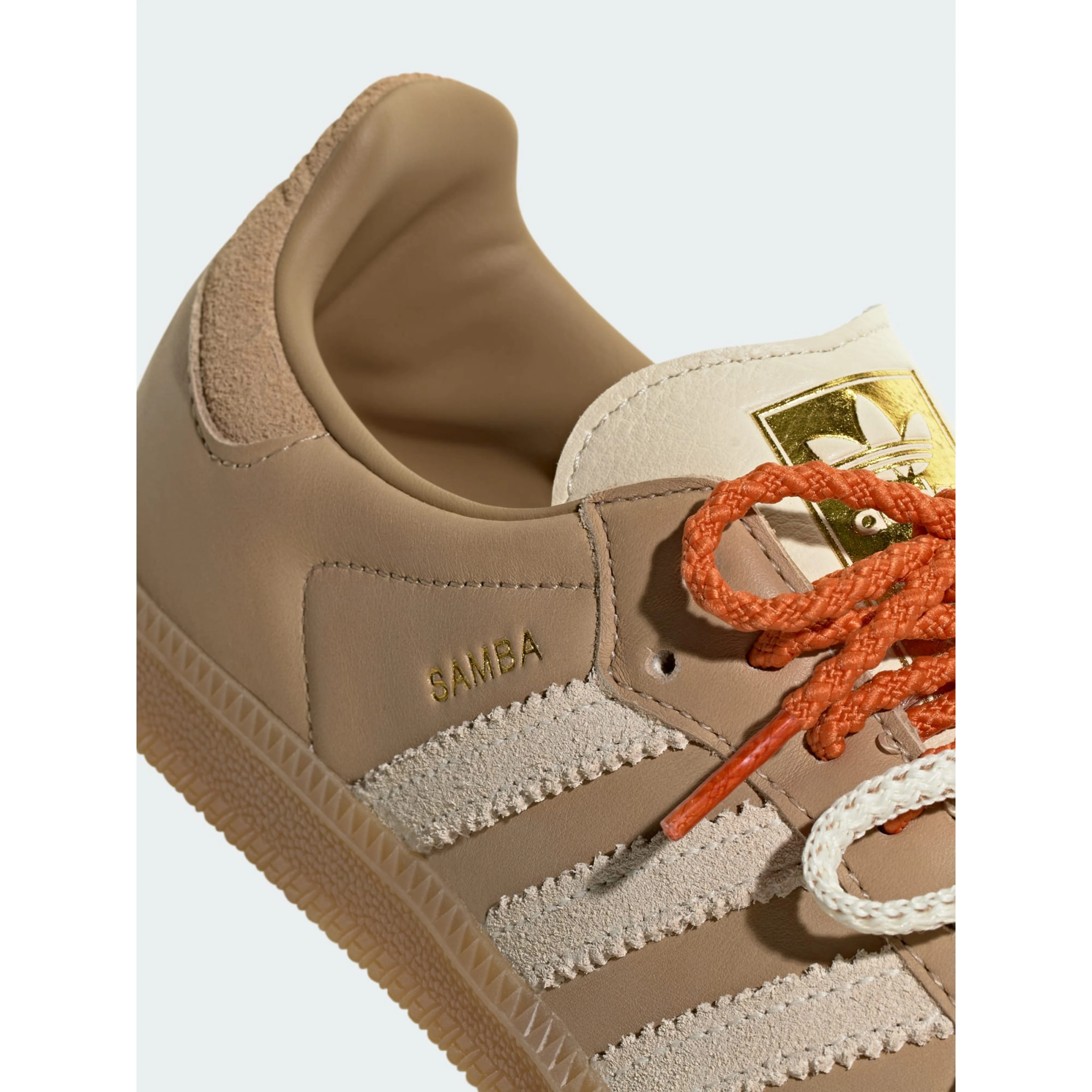 Adidas Sneakers