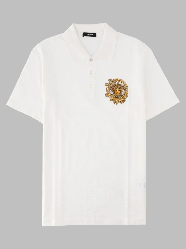 polo con logo