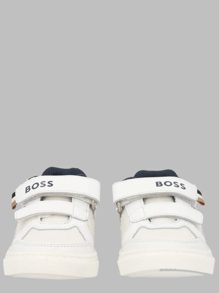 SNEAKER CON STRAPPO LOGATO