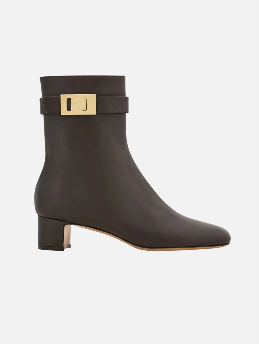 FERRAGAMO HUG boots