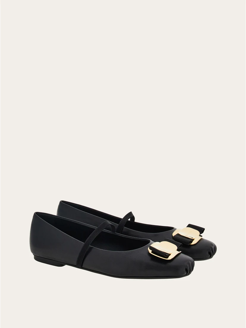FERRAGAMO NEW VARA ballet flats