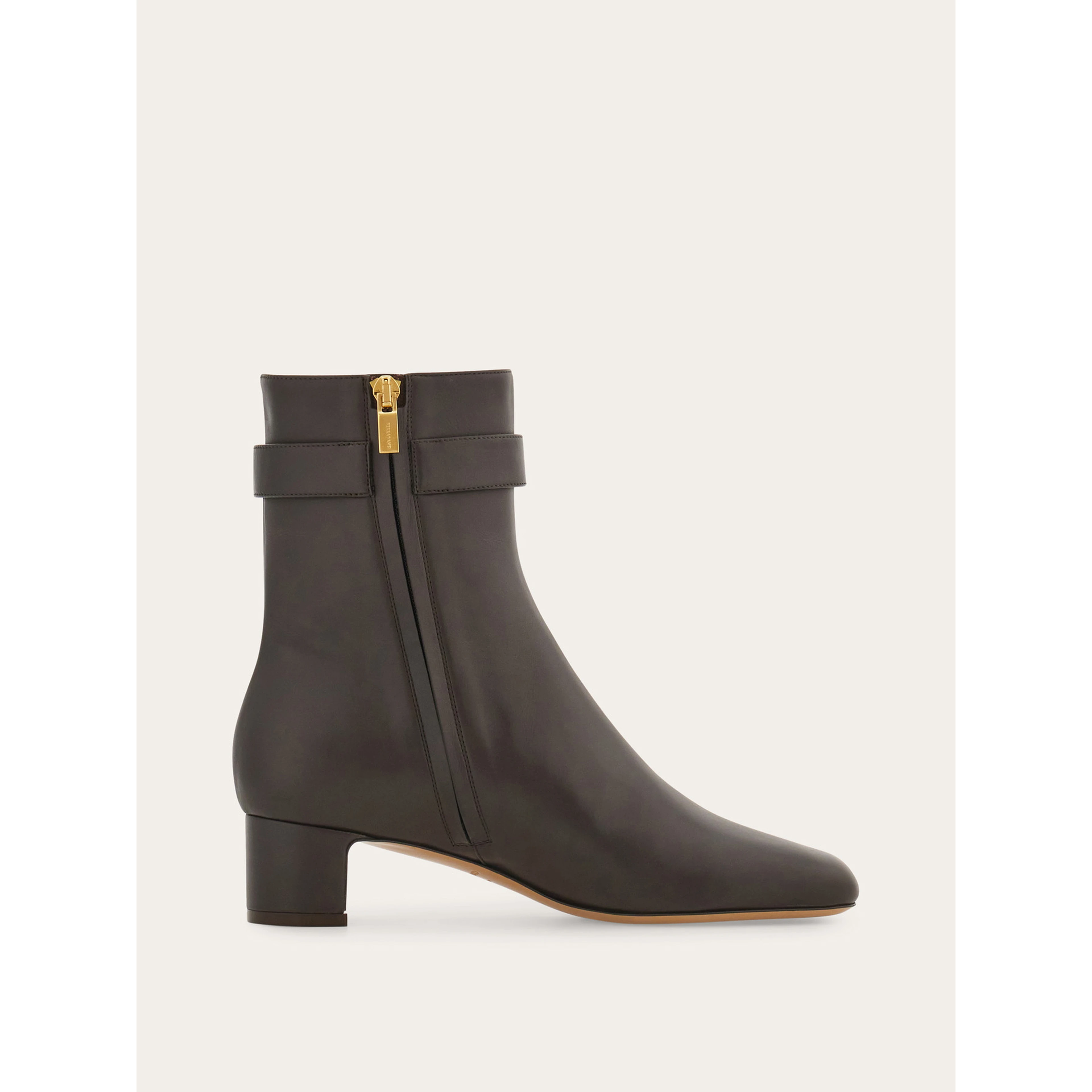 FERRAGAMO HUG boots