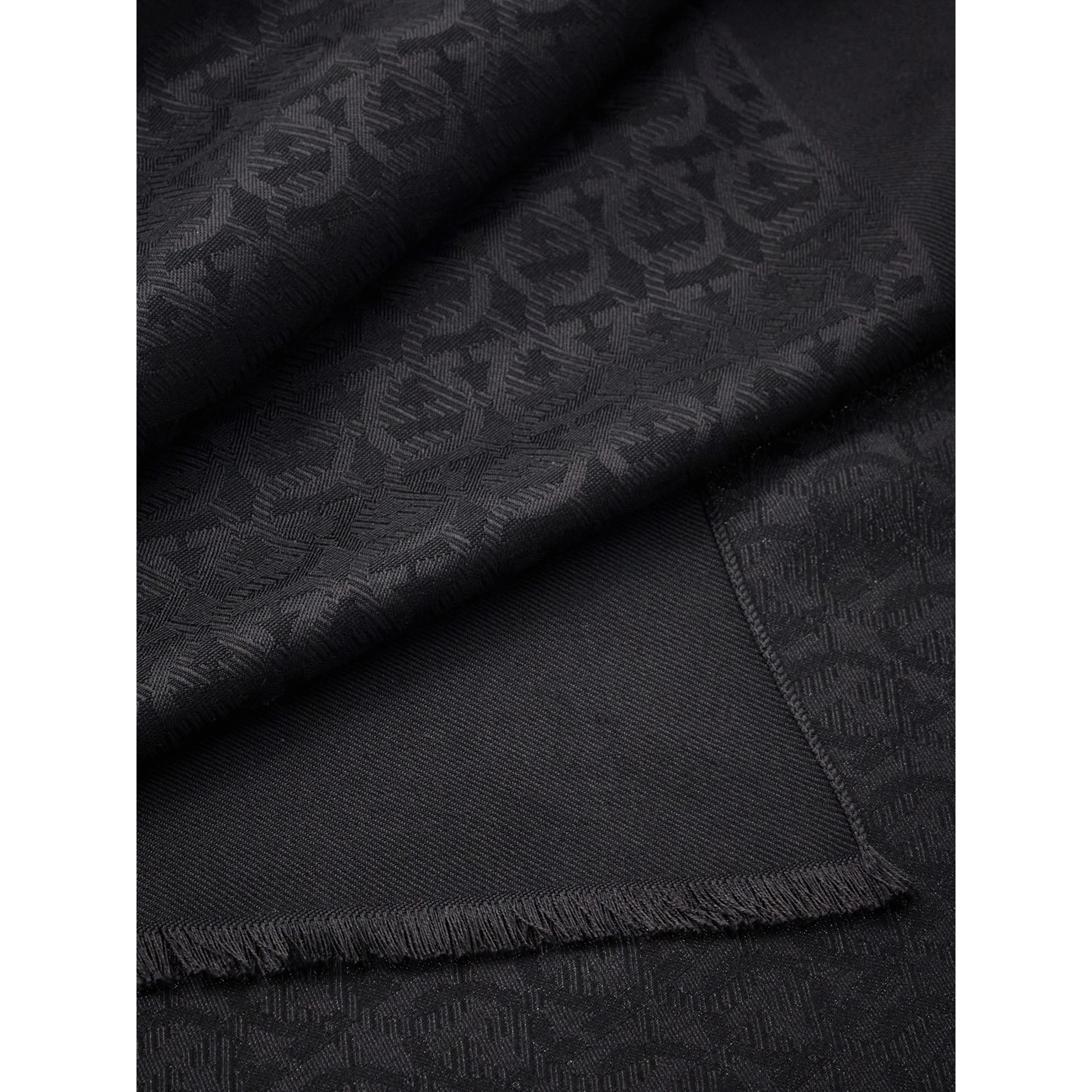 FERRAGAMO scarf