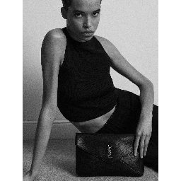 SAINT LAURENT ENVELOPE handbag