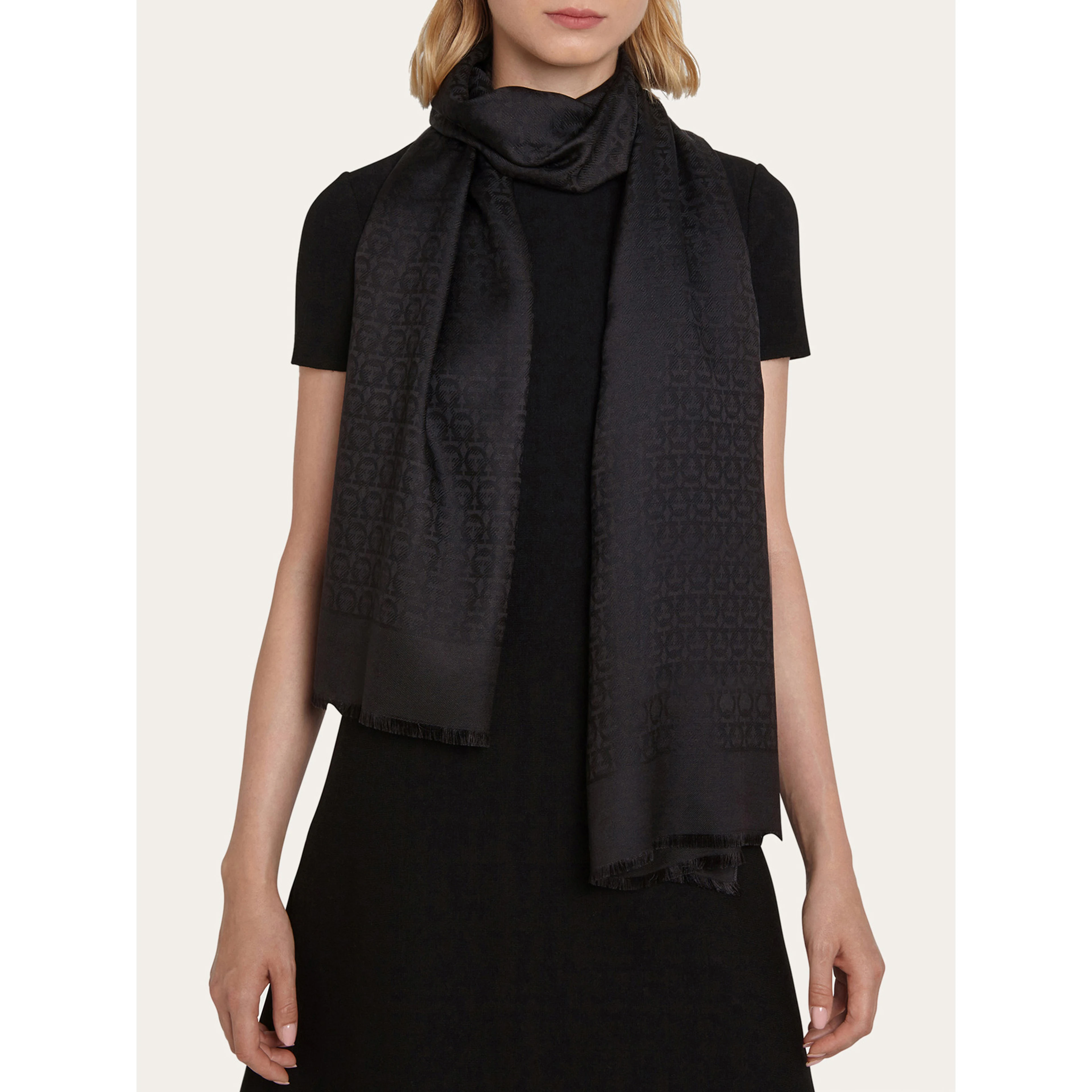FERRAGAMO scarf