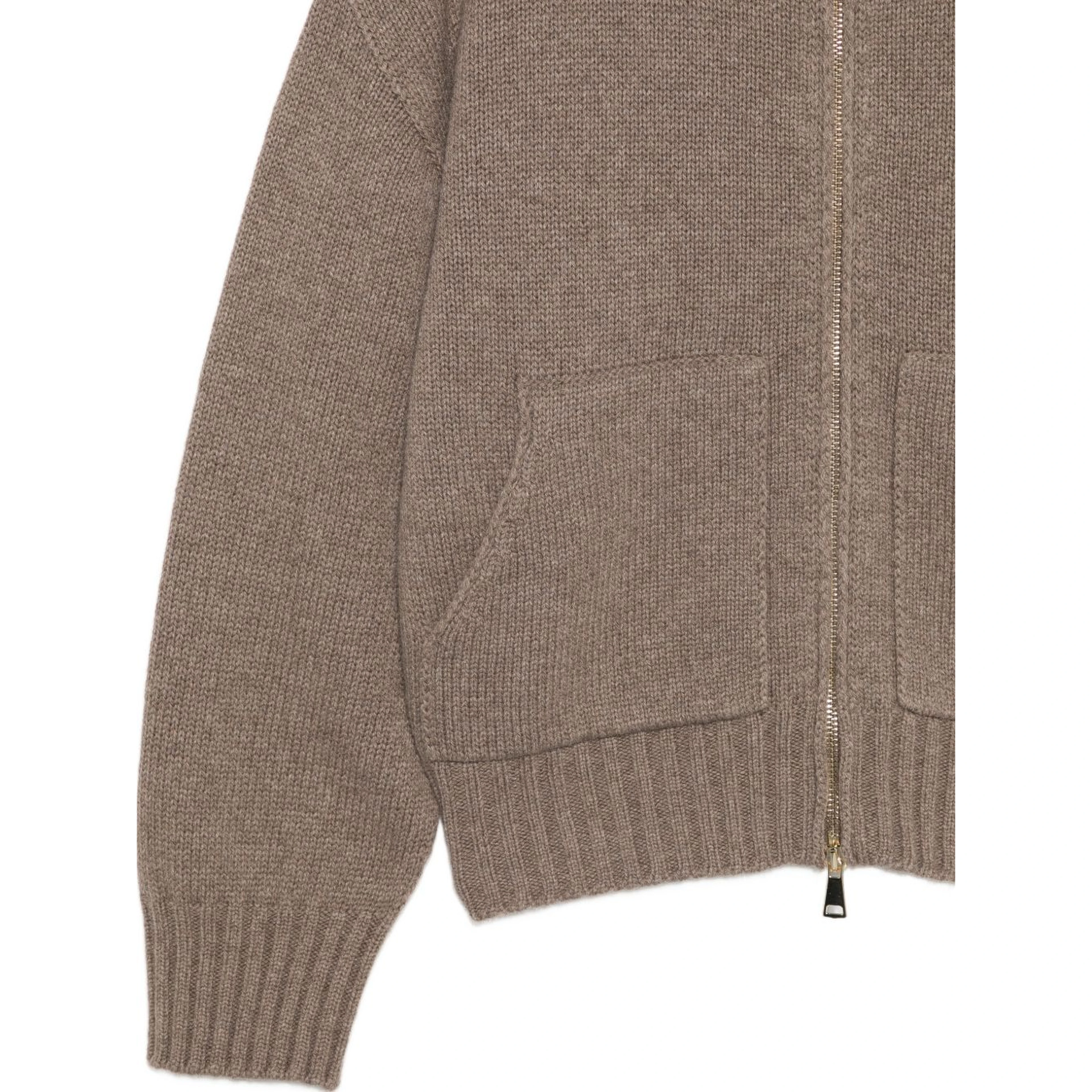 VANISE Sweaters
