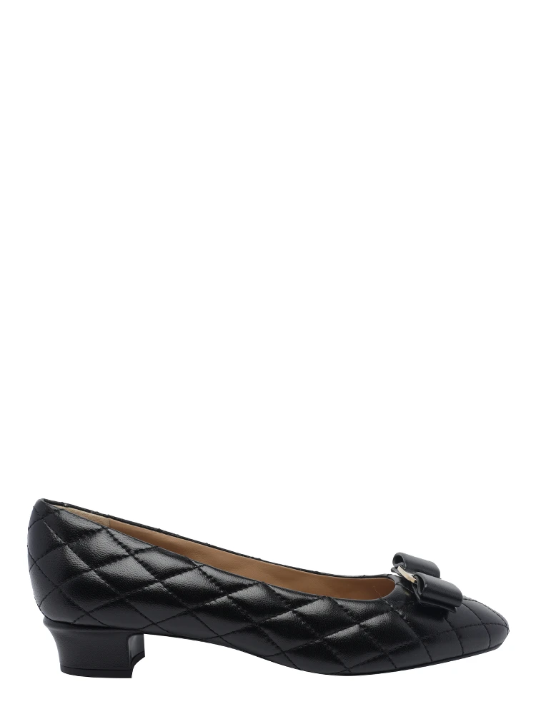 FERRAGAMO With Heel Black