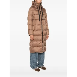 PEUTEREY Coats
