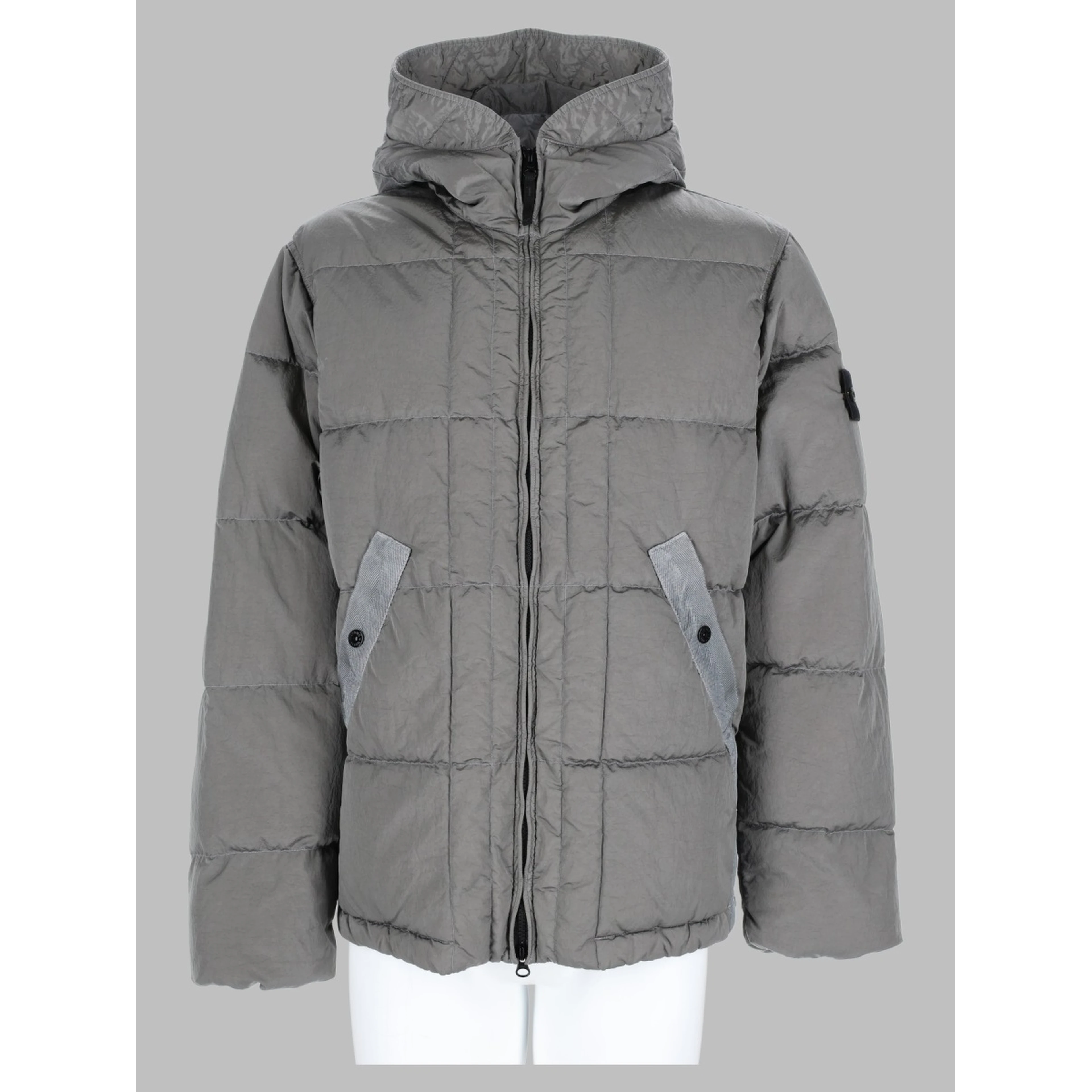 piumino con collo alto e patch logo