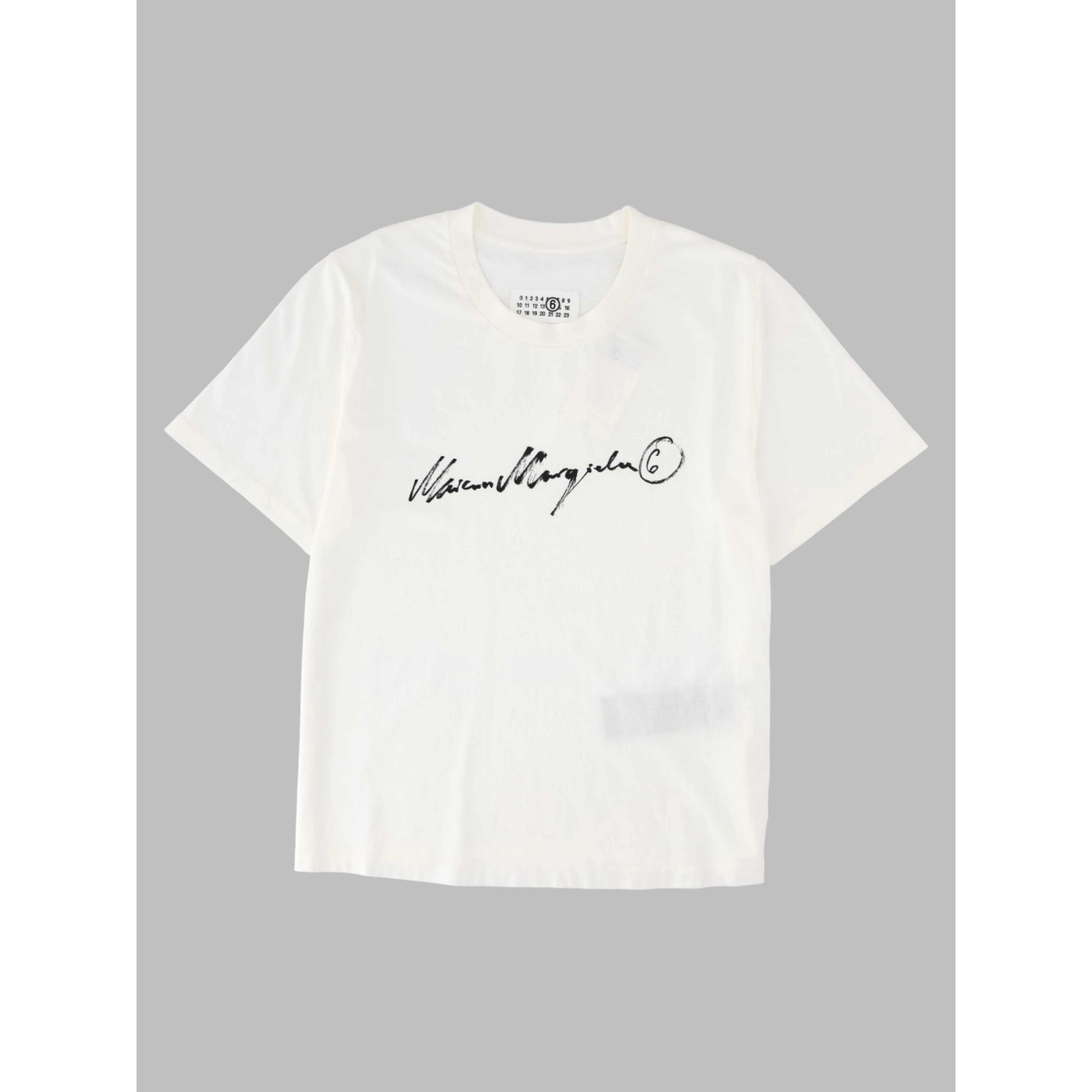 t-shirt con logo