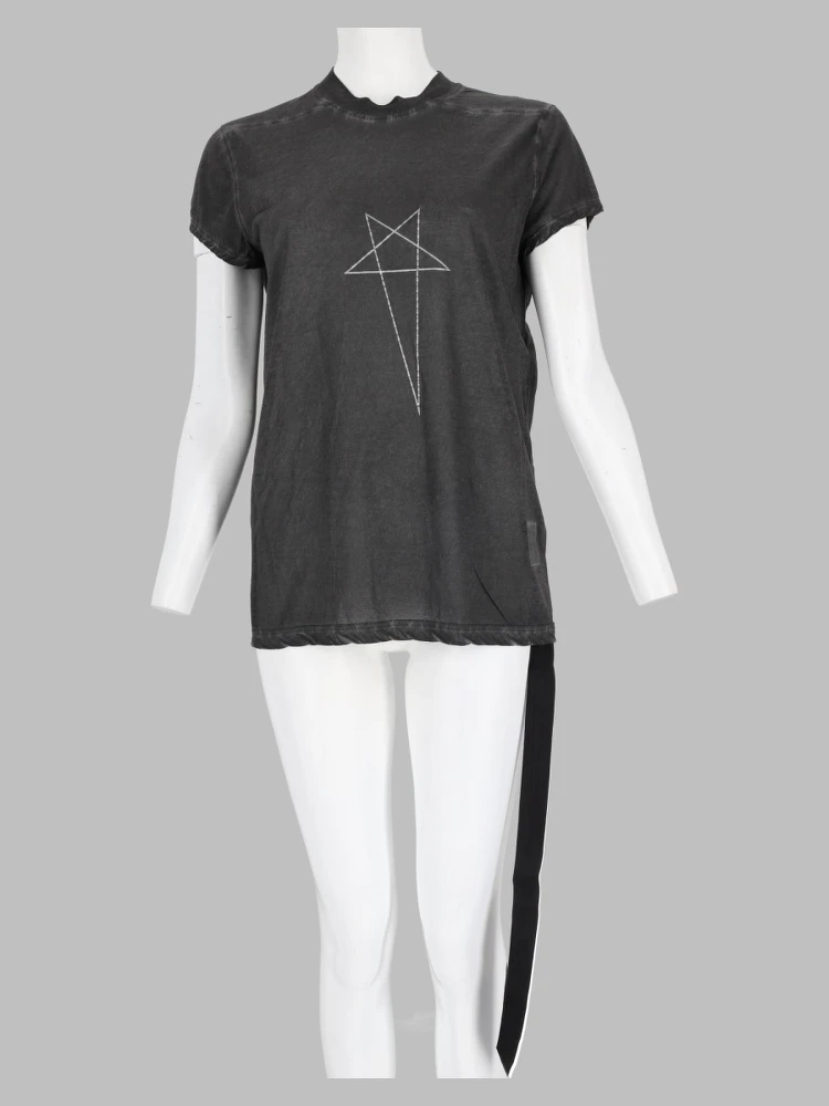 T-Shirt "Small Level T"