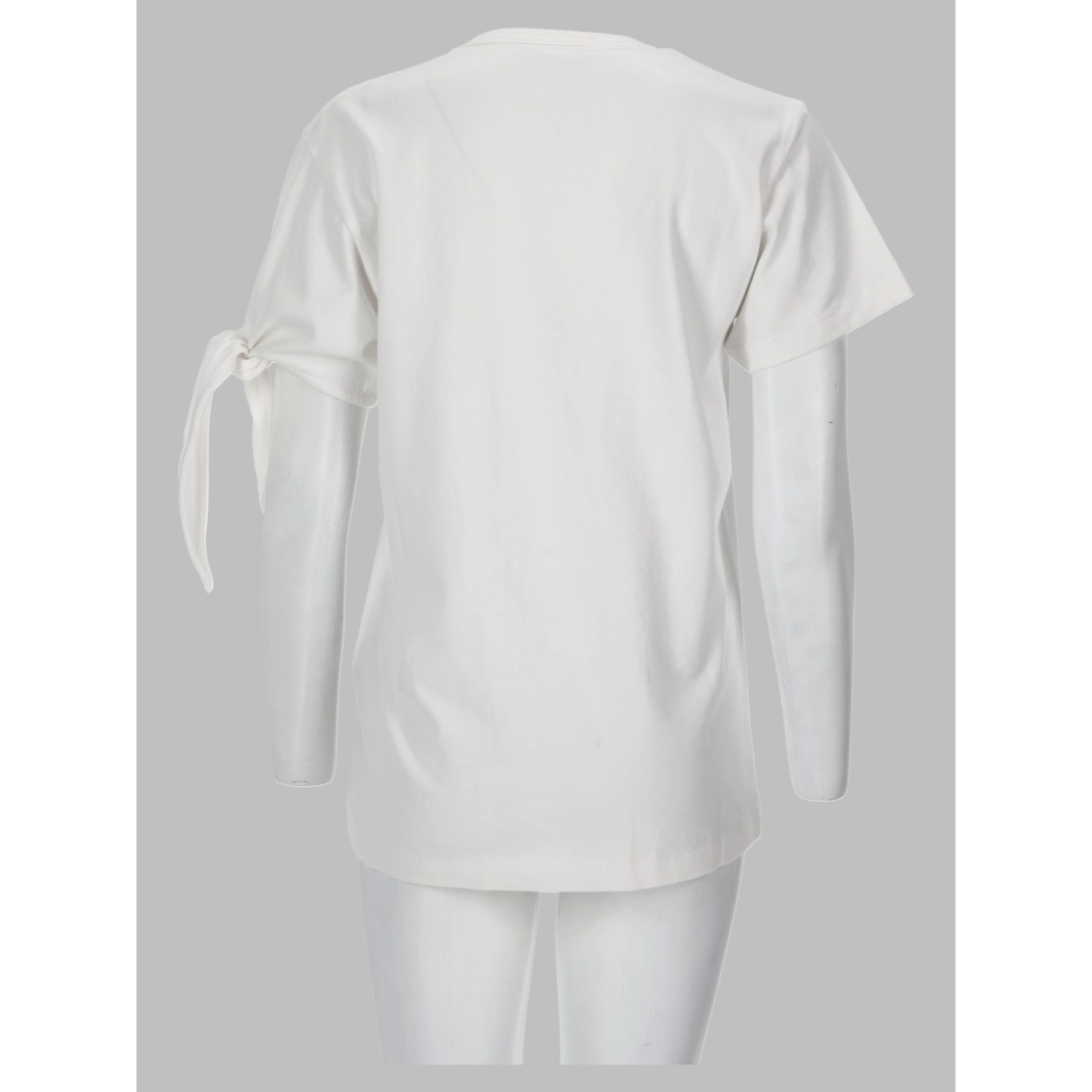 t-shirt con manica annodata