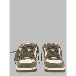 Sneakers "Out Of Office"