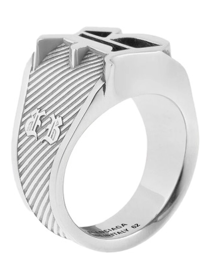"CHEVALIER MELROSE" RING