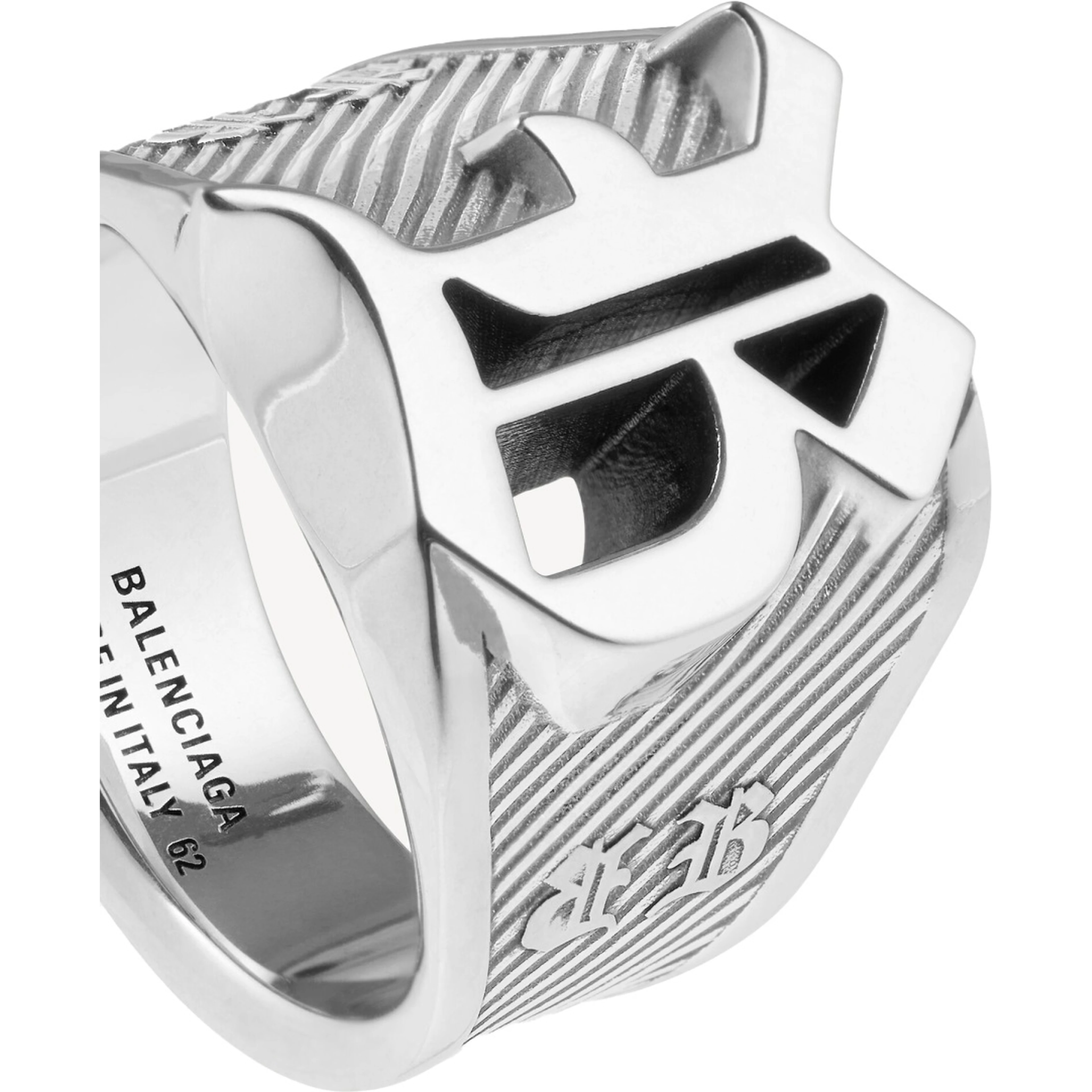 "CHEVALIER MELROSE" RING