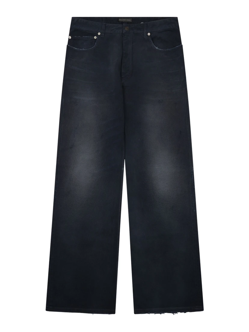 JEANS WITH KNEE BEND