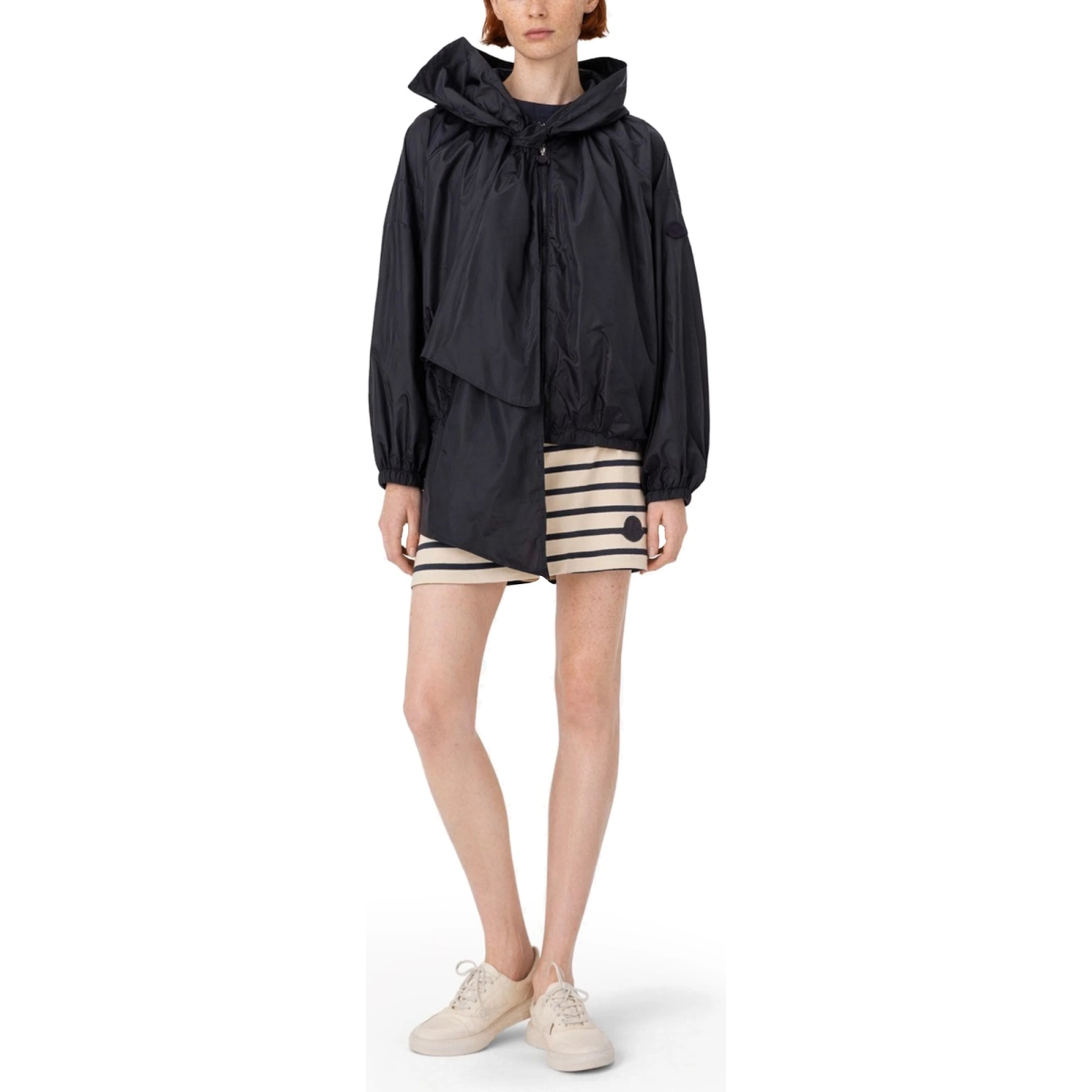 SHORTS A RIGHE