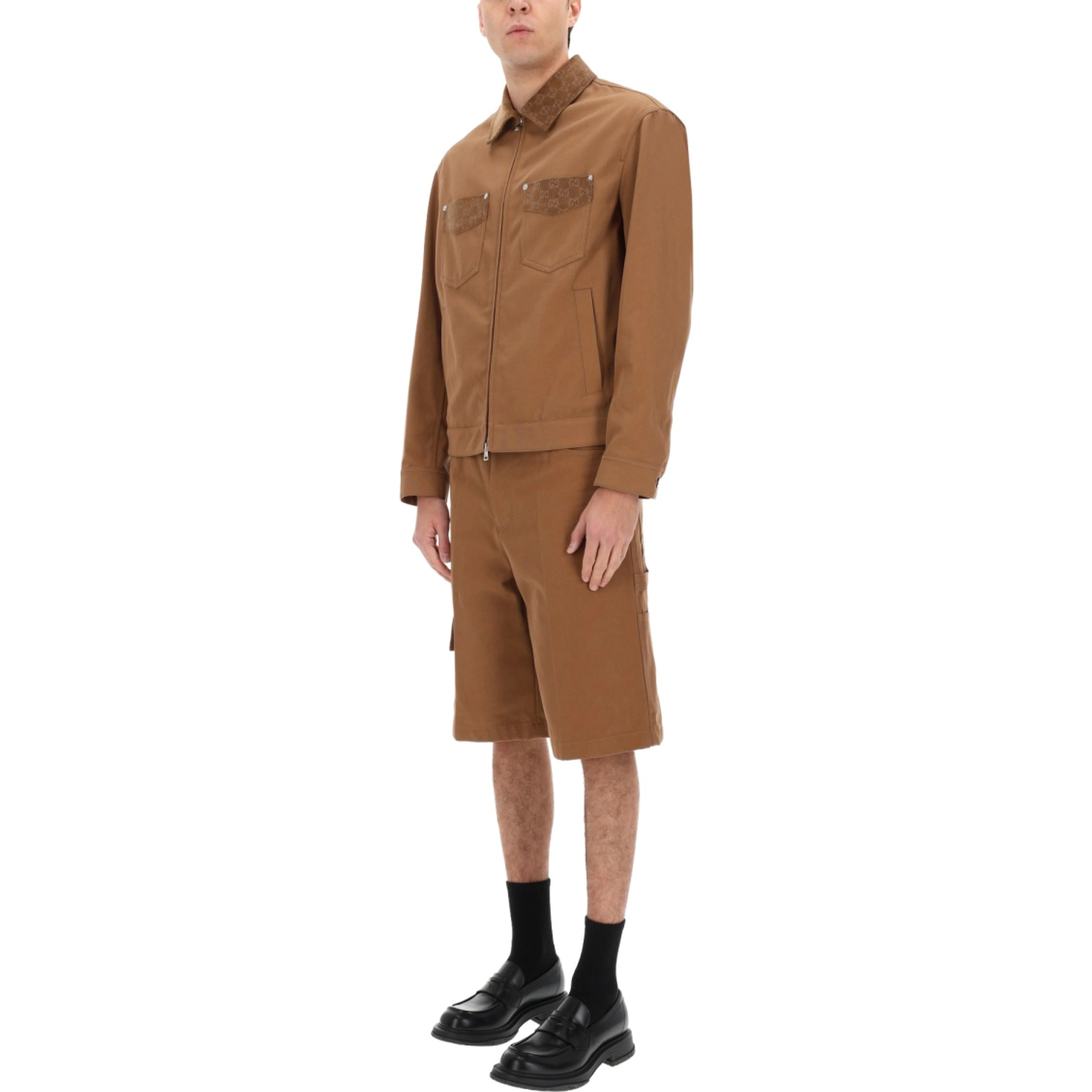 JACKET WITH ZIPPER AND COLLAR