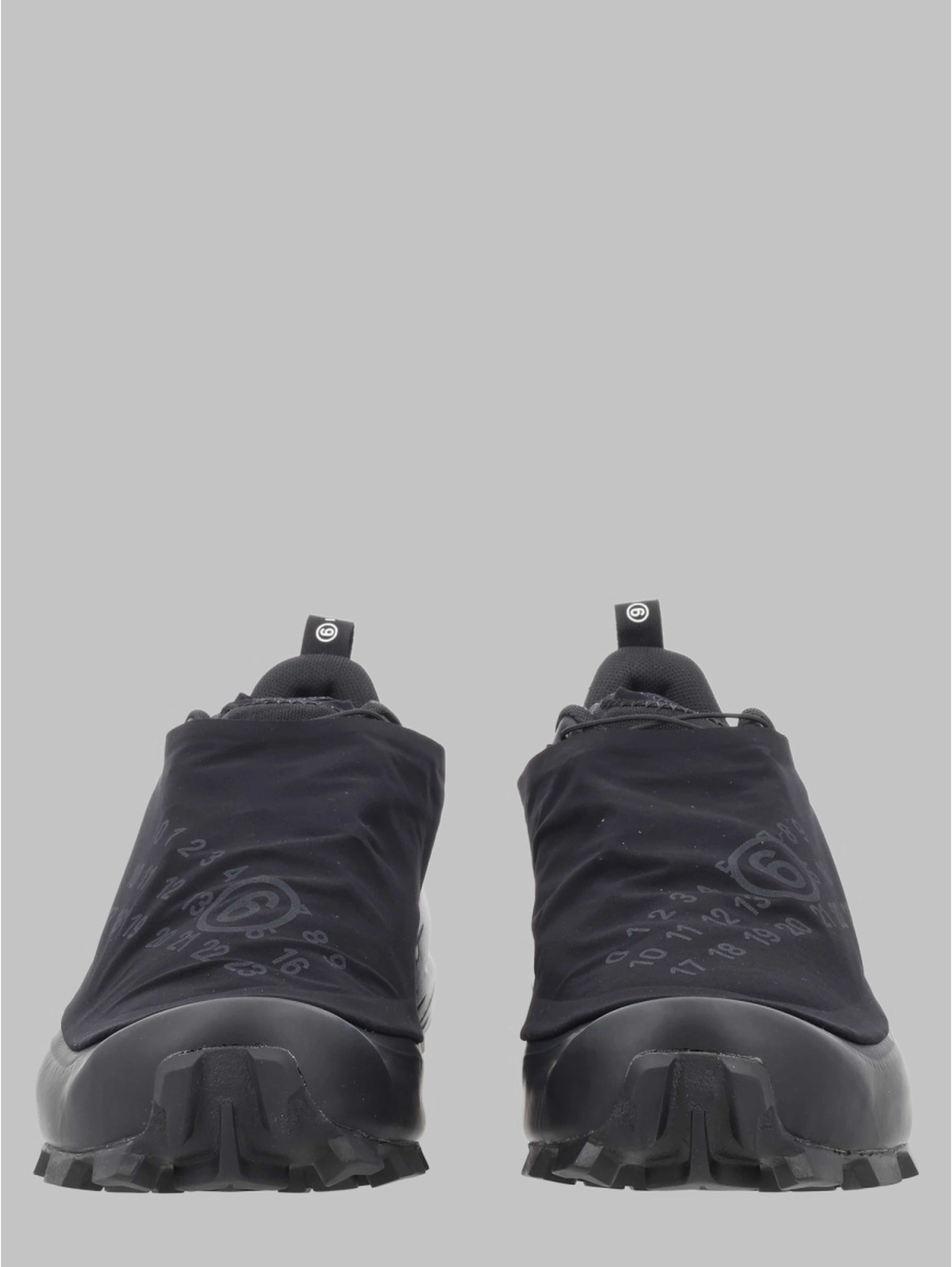SNEAKER "CROSS DUST MM6 MAISON MARGIELA X SALOMON"