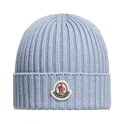 BEANIE WITH LOGO