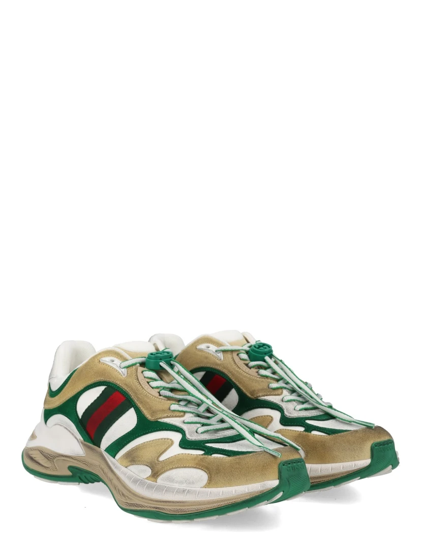 SUEDE SNEAKER