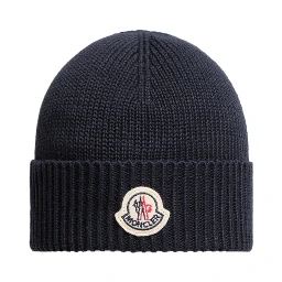 BEANIE WITH LOGO