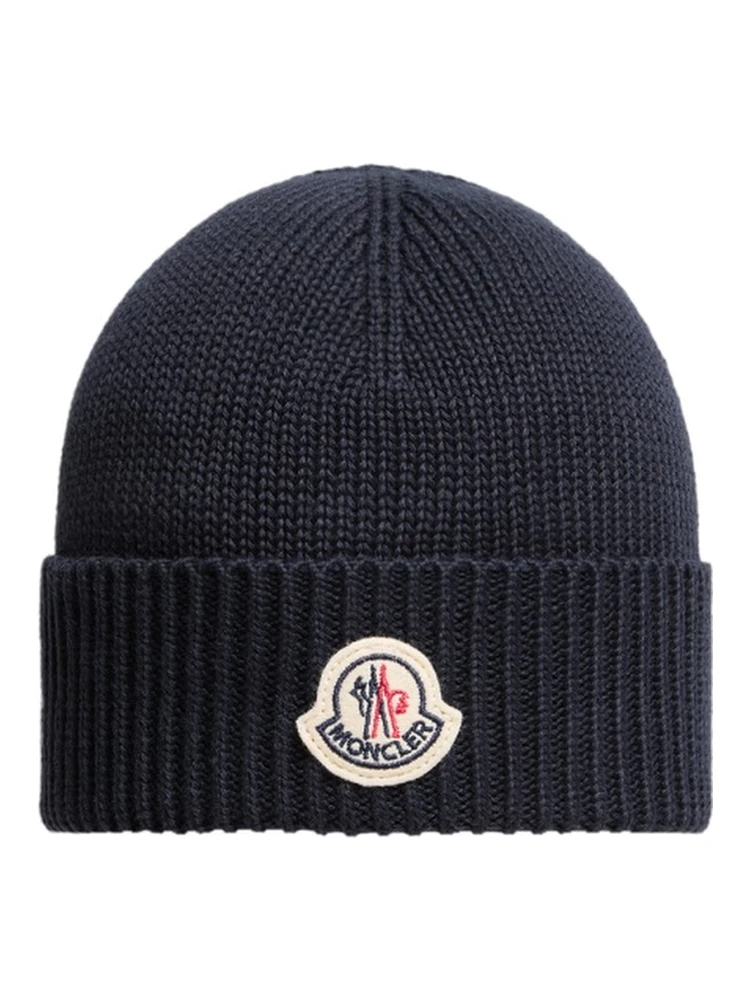 BEANIE WITH LOGO