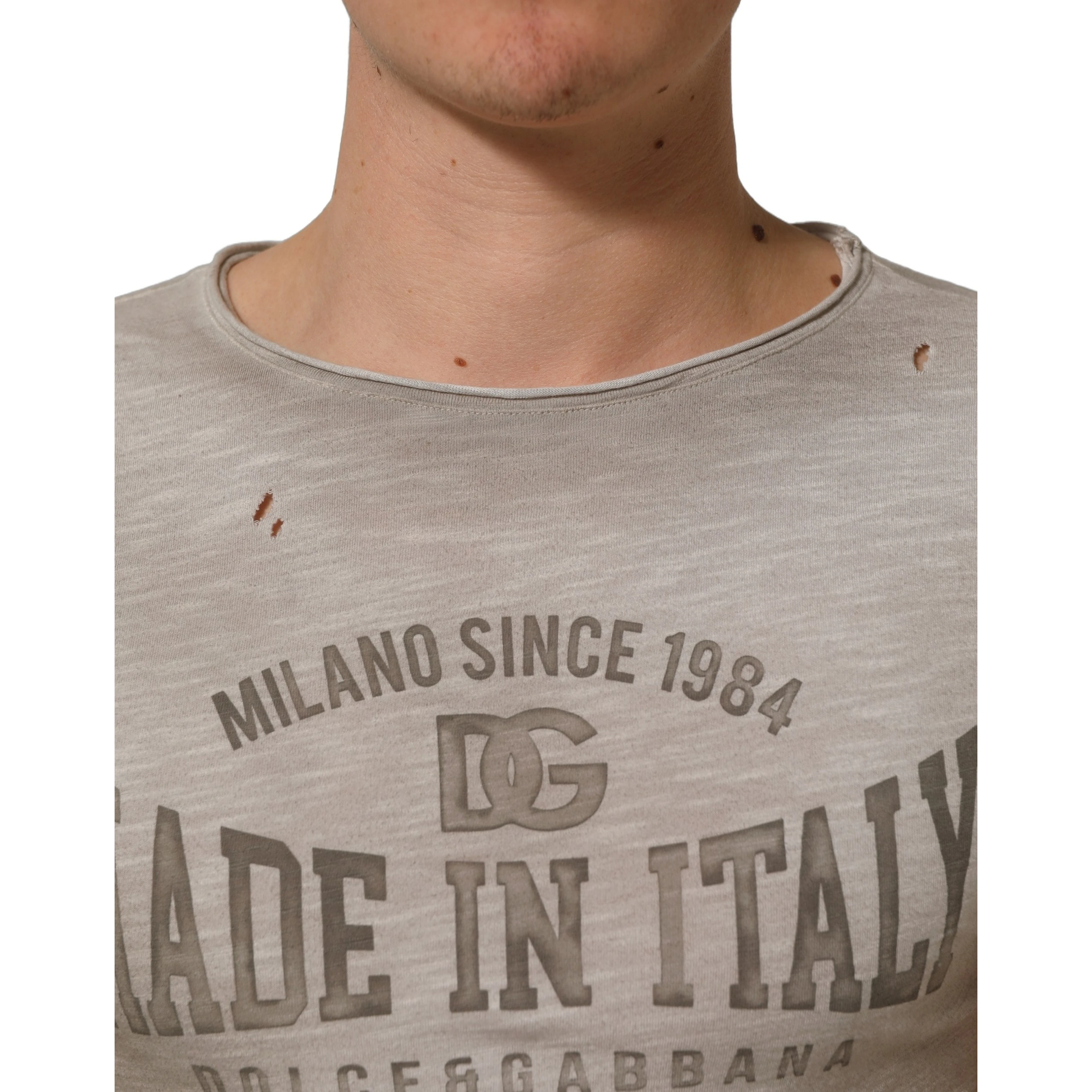 Light Gray Graphic Print Distressed T-shirt