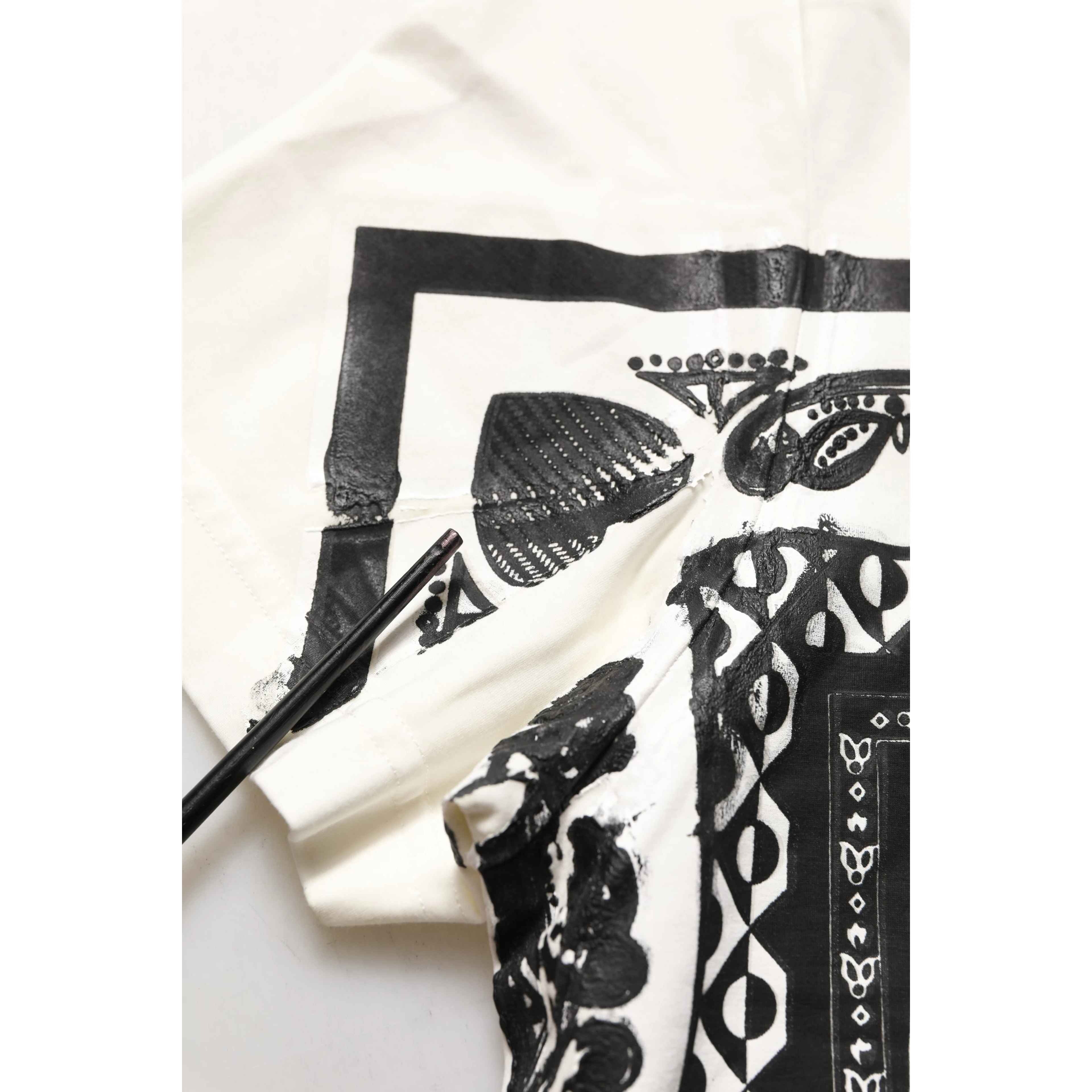 White Bandana Print Cotton Crew Neck T-shirt