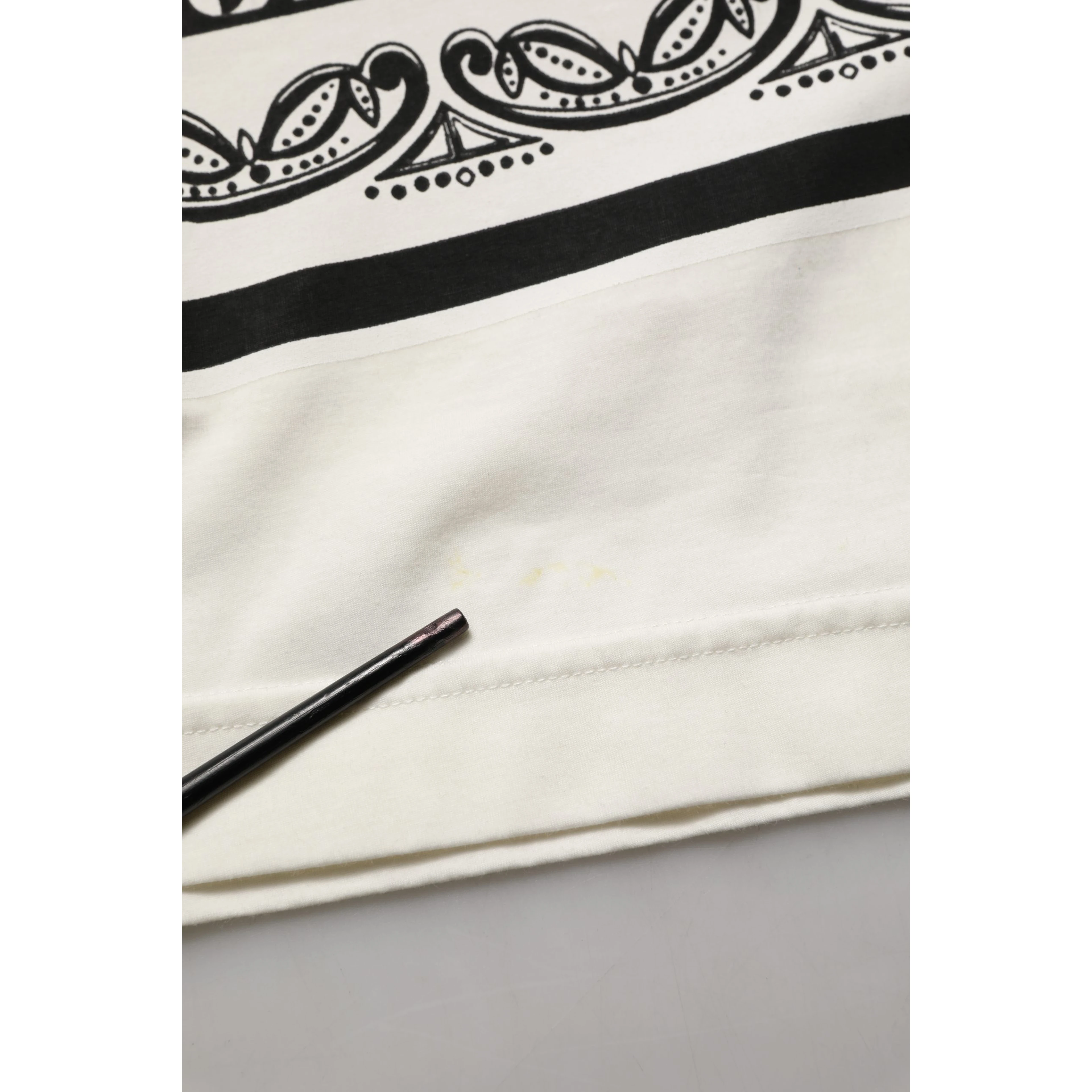 White Bandana Print Cotton Crew Neck T-shirt