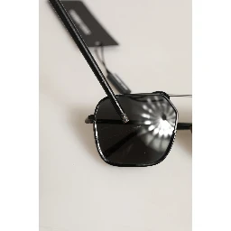 Black DG2193J Rectangular Metal Frame Eyewear Sunglasses