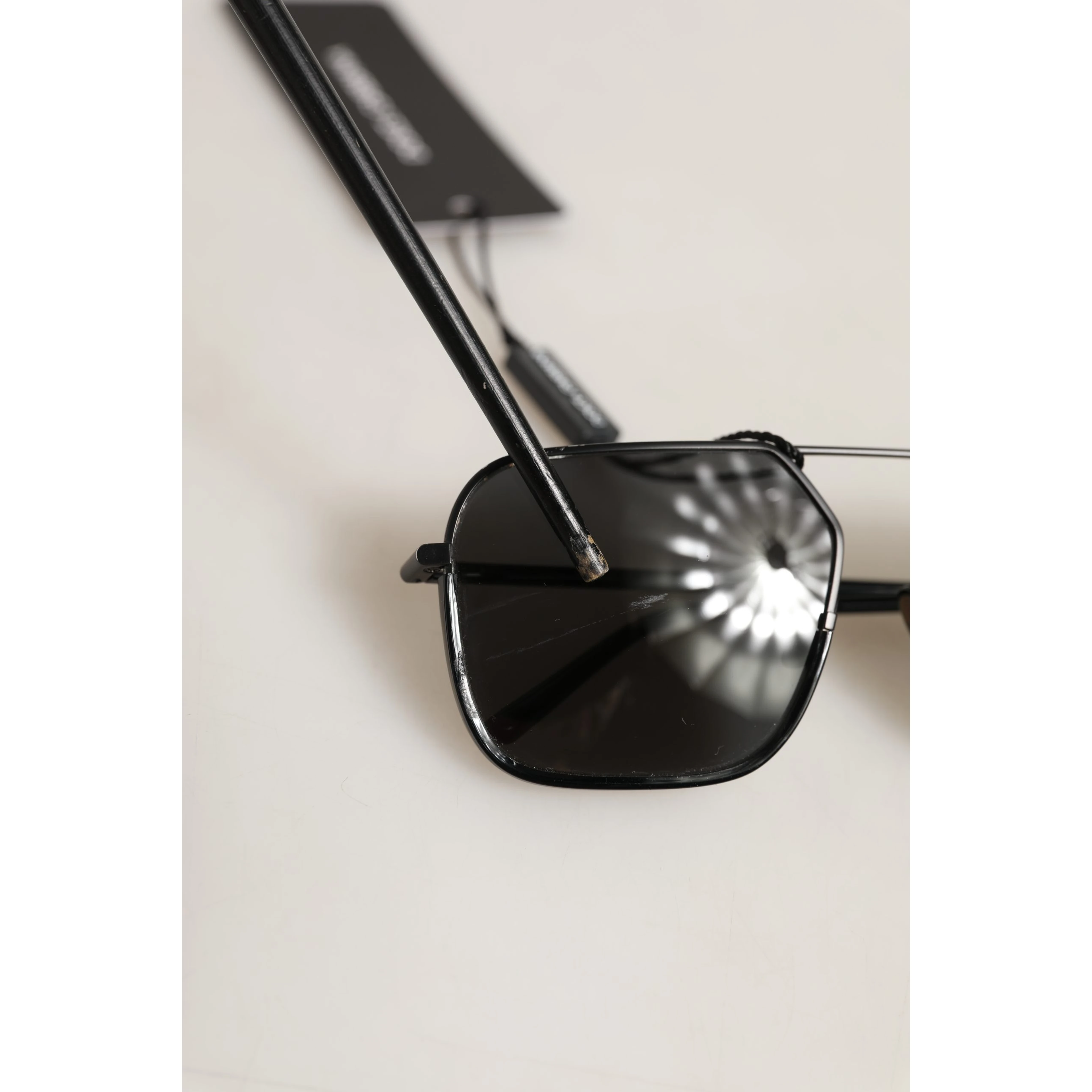 Black DG2193J Rectangular Metal Frame Eyewear Sunglasses