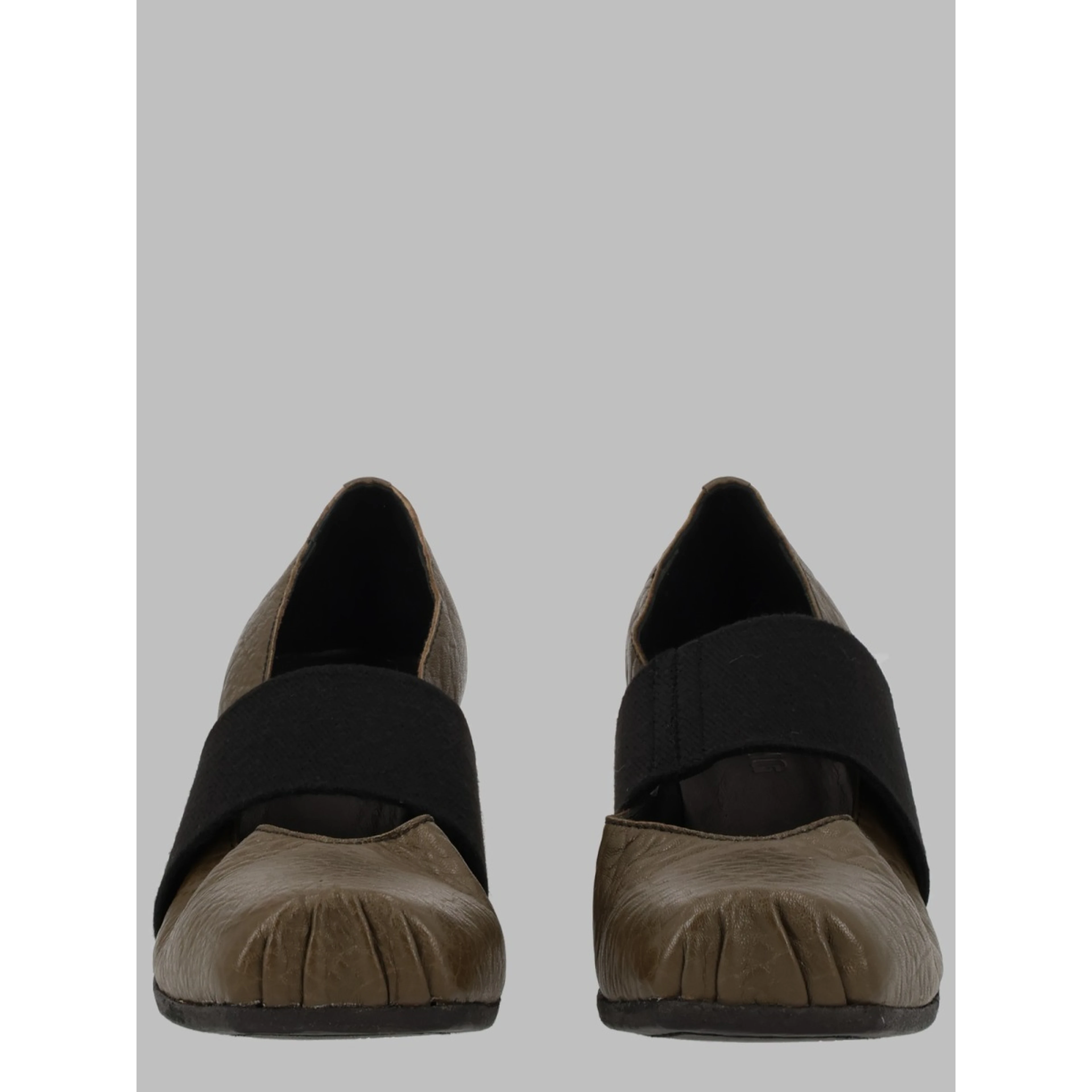 Ballerina In Pelle Con Fascia