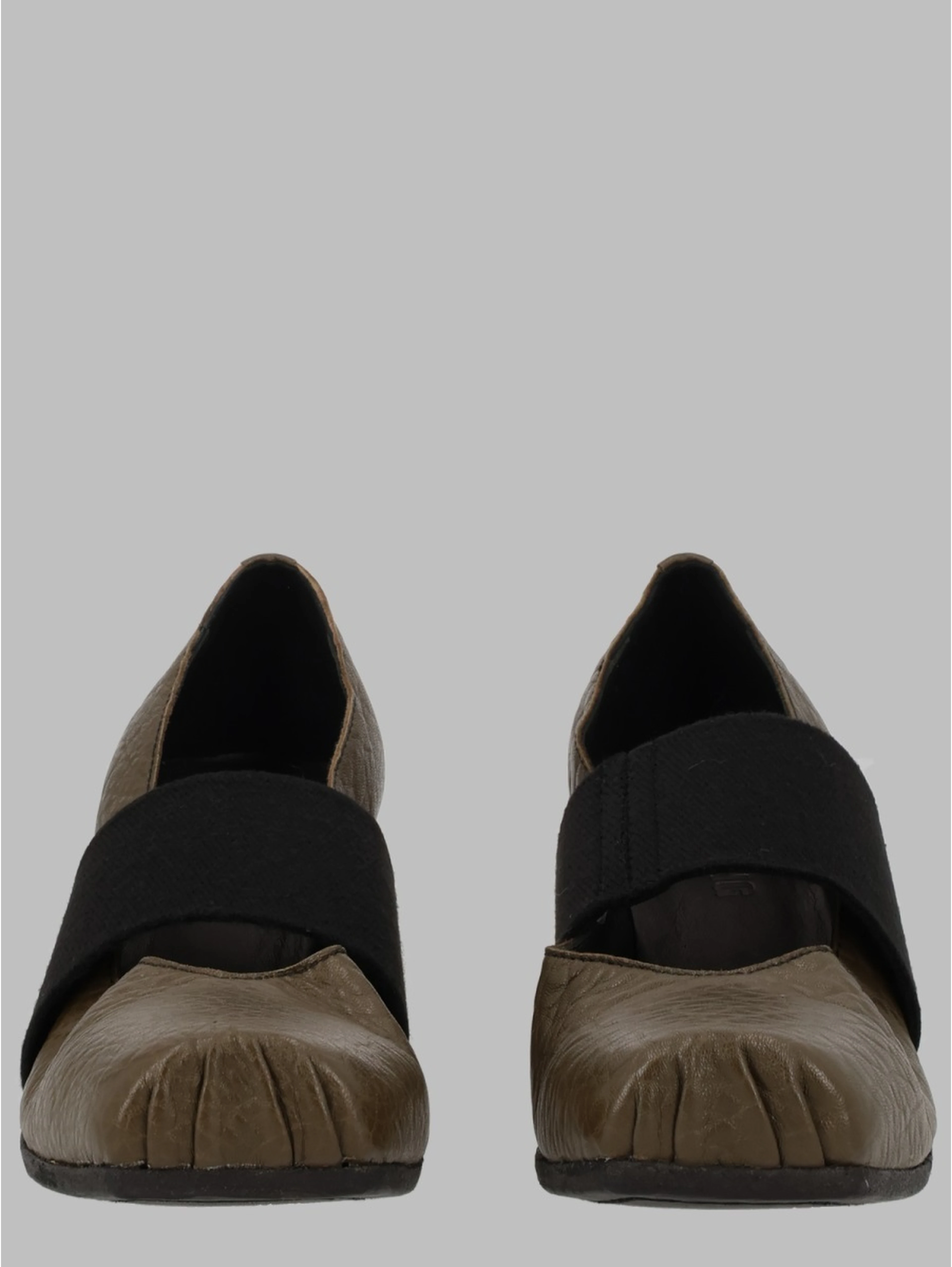 Ballerina In Pelle Con Fascia