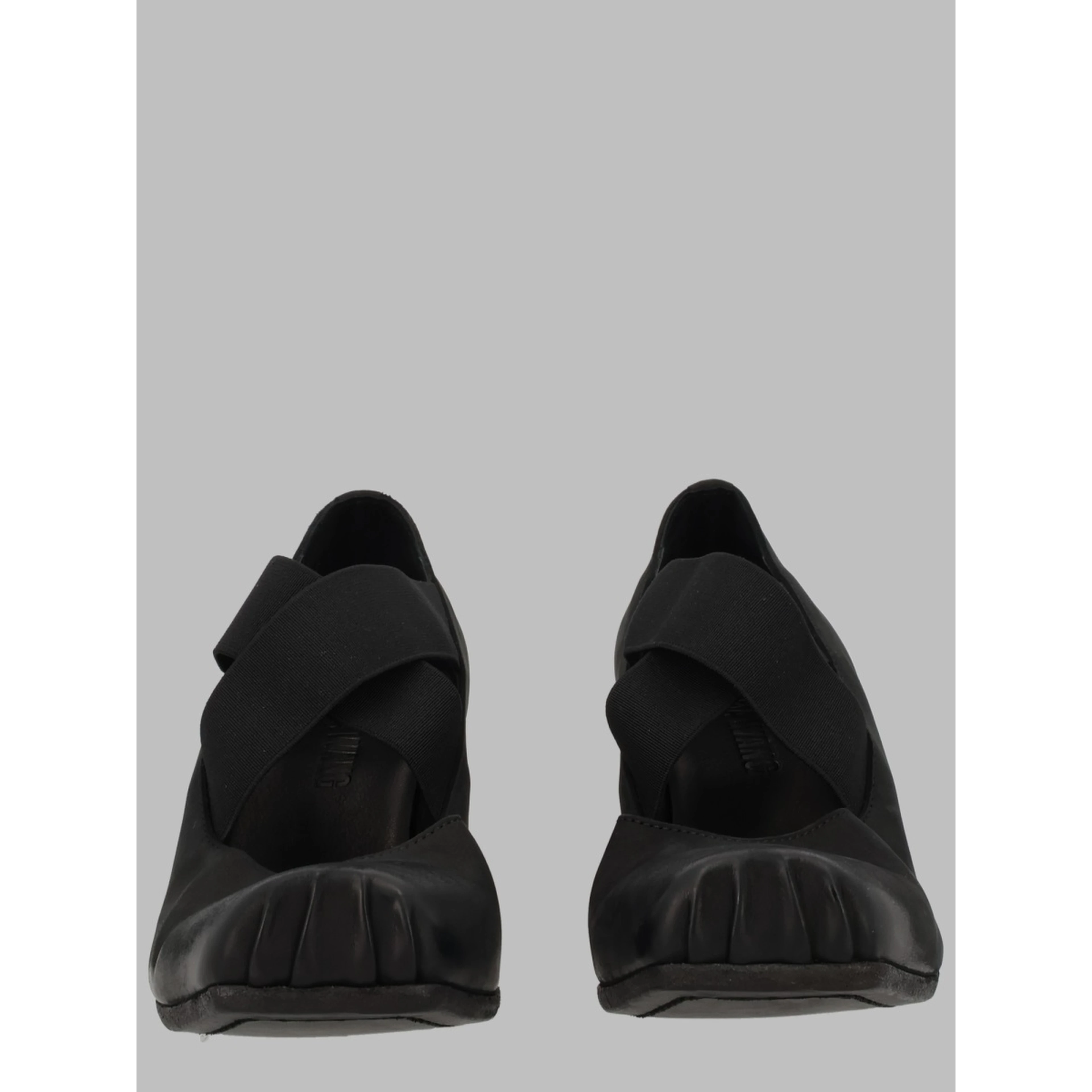 Ballerina In Pelle Con Tacco Medio