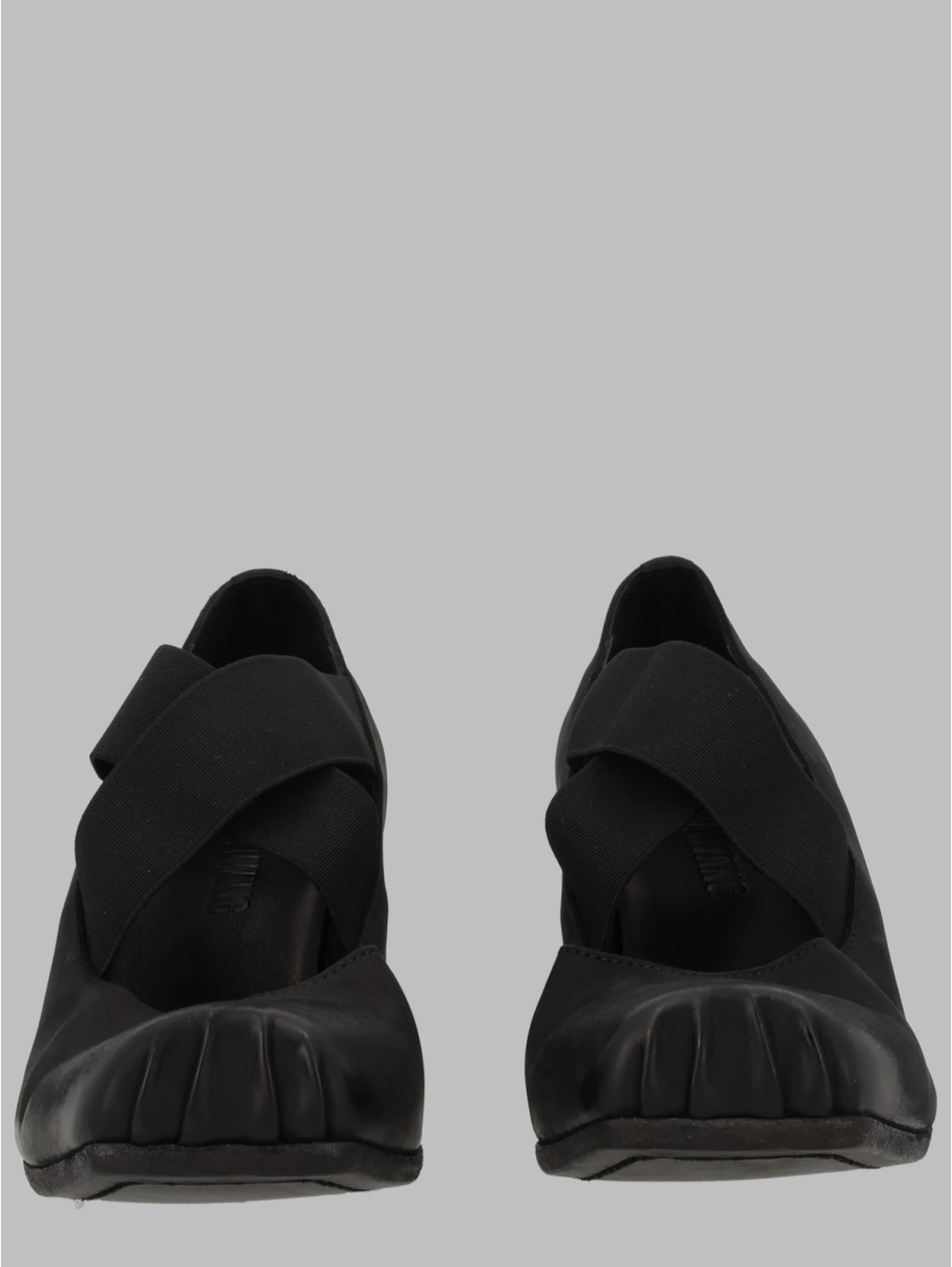Ballerina In Pelle Con Tacco Medio