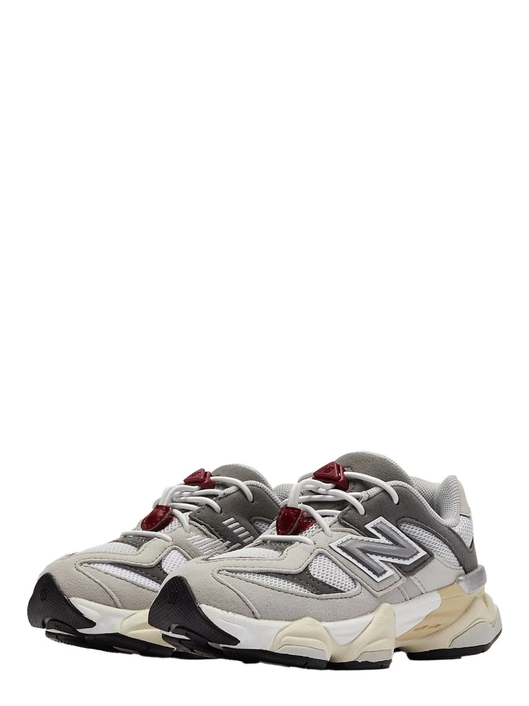 sneakers alternative