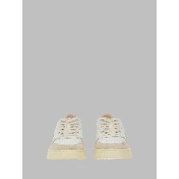 LEATHER SNEAKER