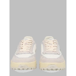 "WILDPACE LOW" SNEAKER