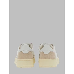 MEDALIST LOW SNEAKER