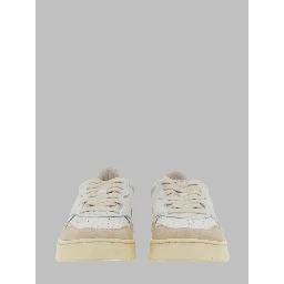 MEDALIST LOW SNEAKERS