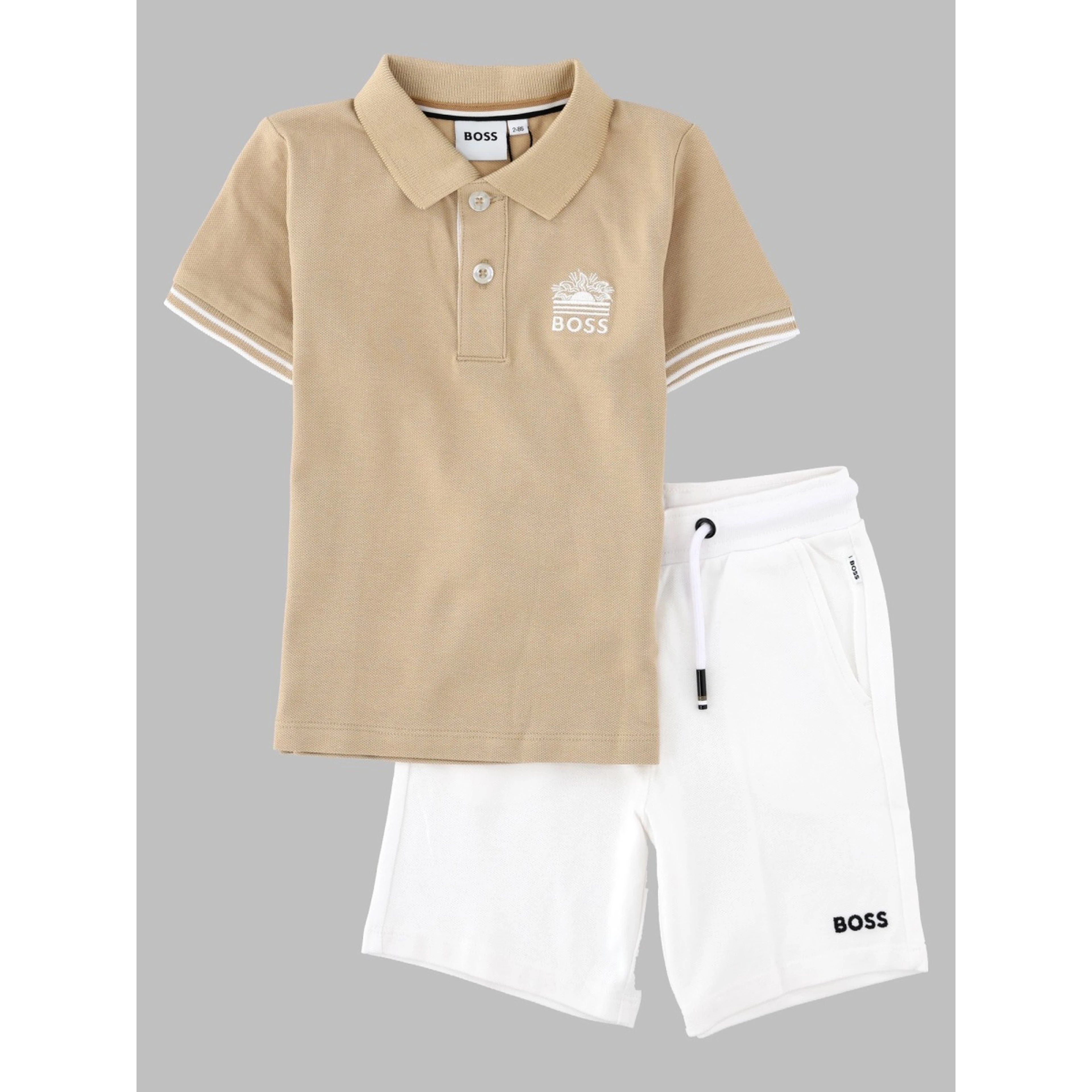 Set polo e shorts con dettaglio a righe
