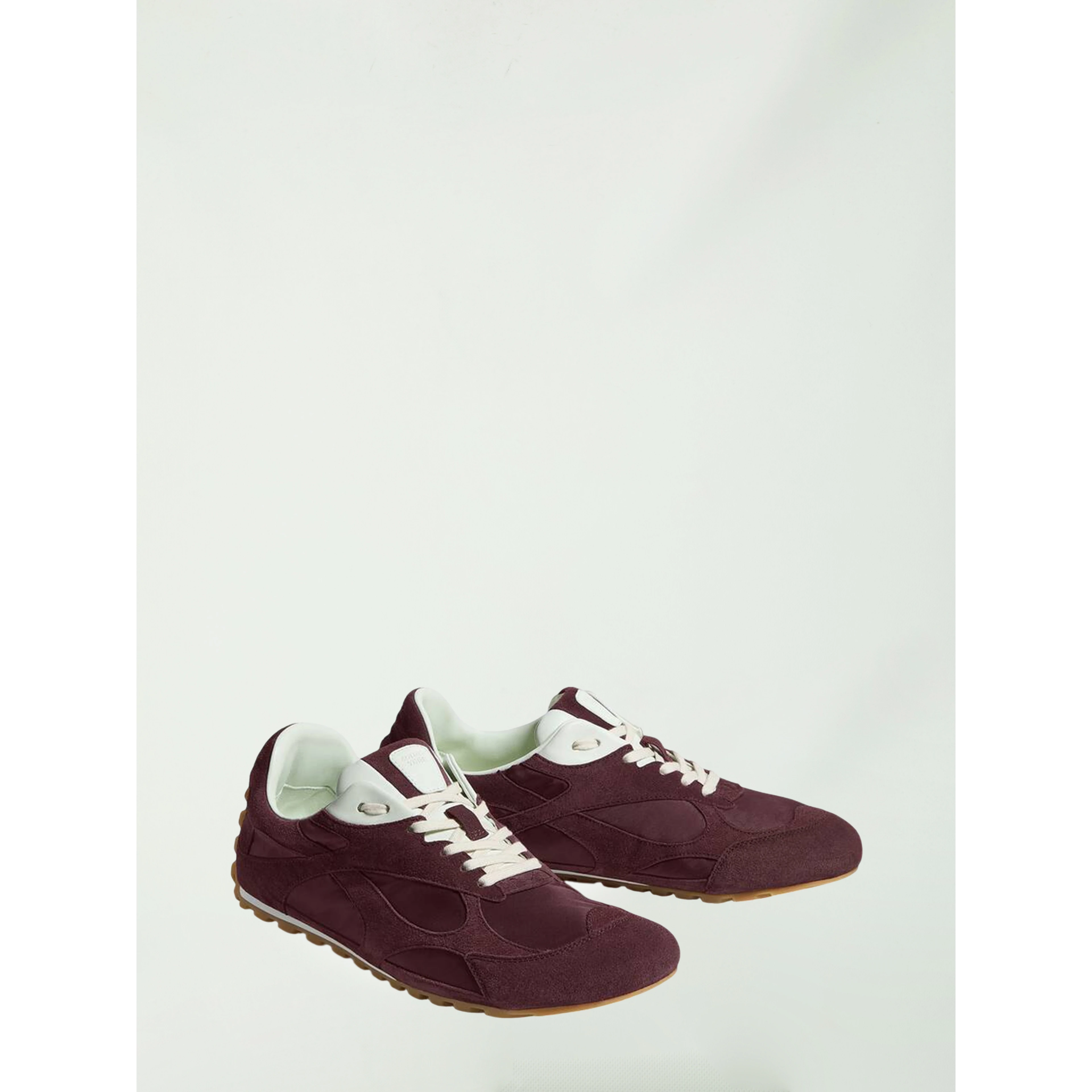 Orbit Flash Sneaker
