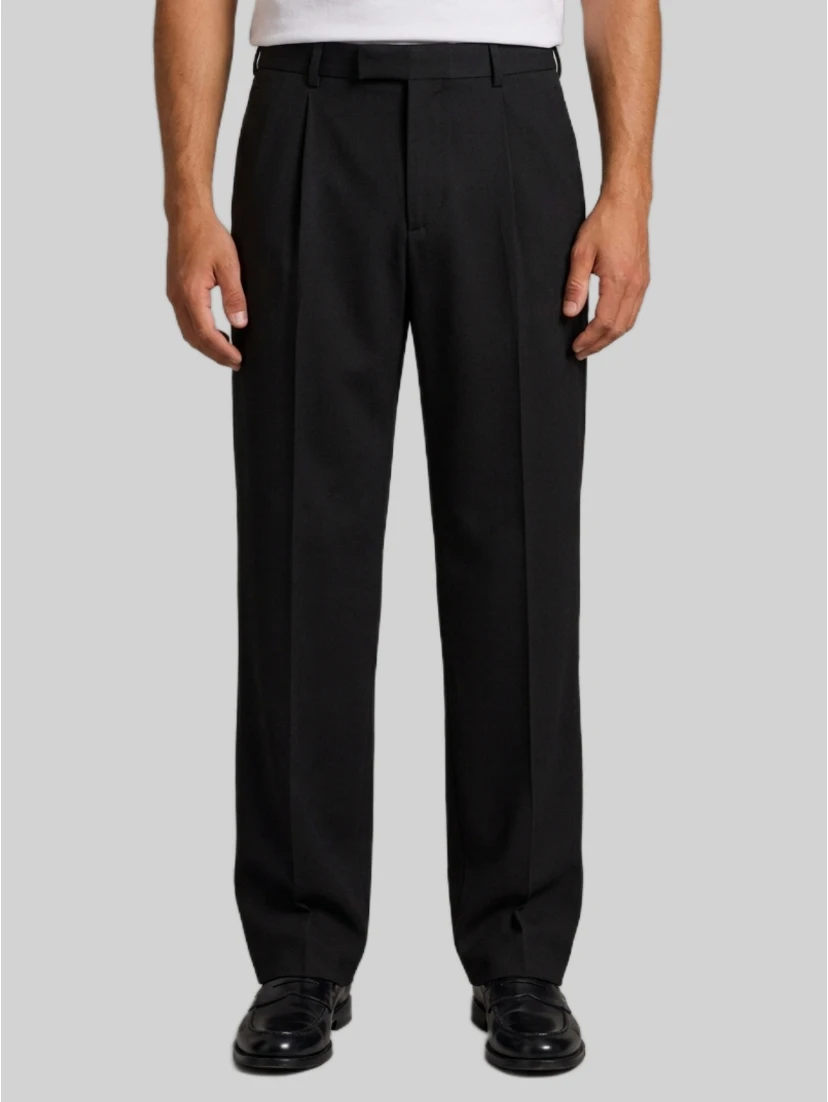 Fluid trousers in wool flannel