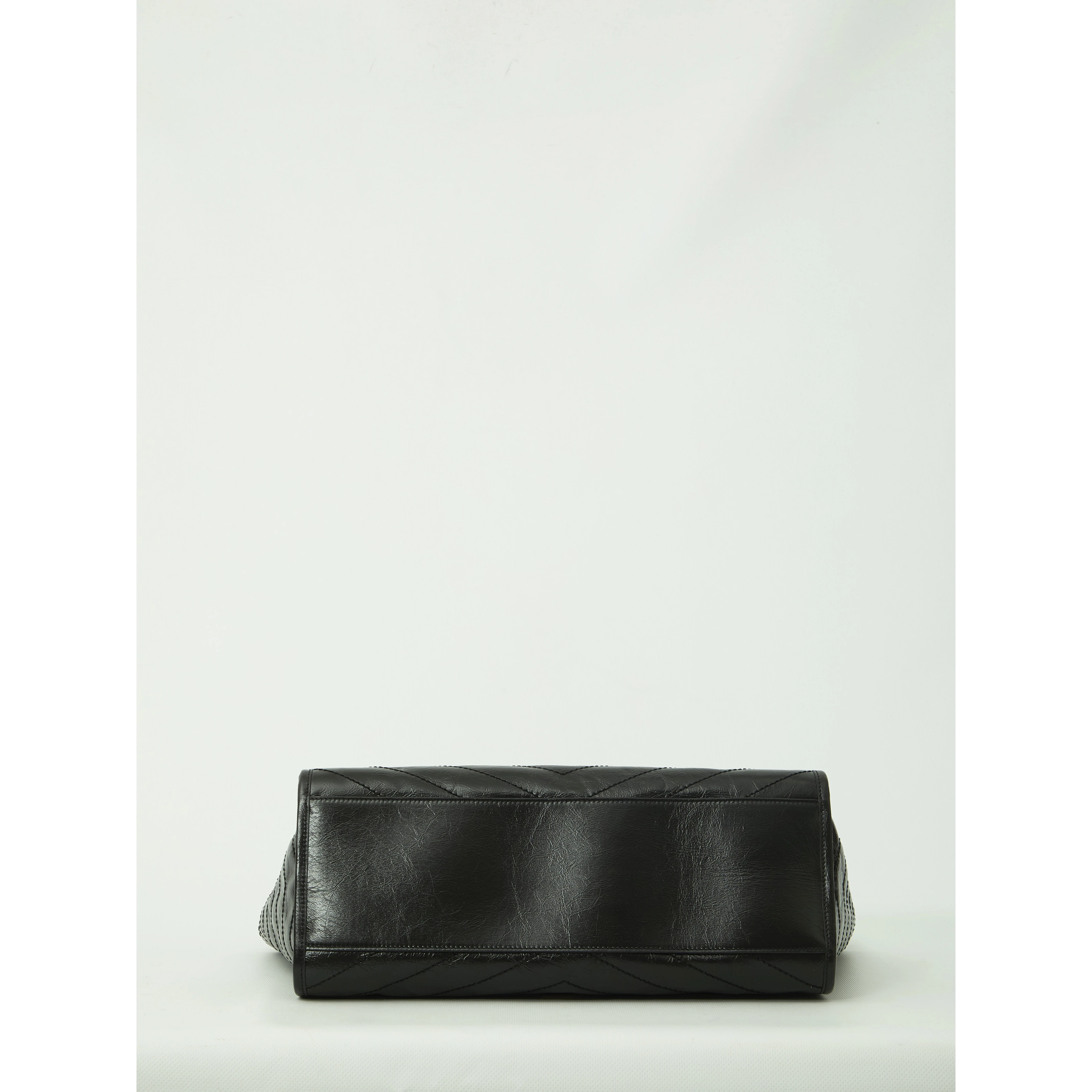 Niki medium bag in vintage leather