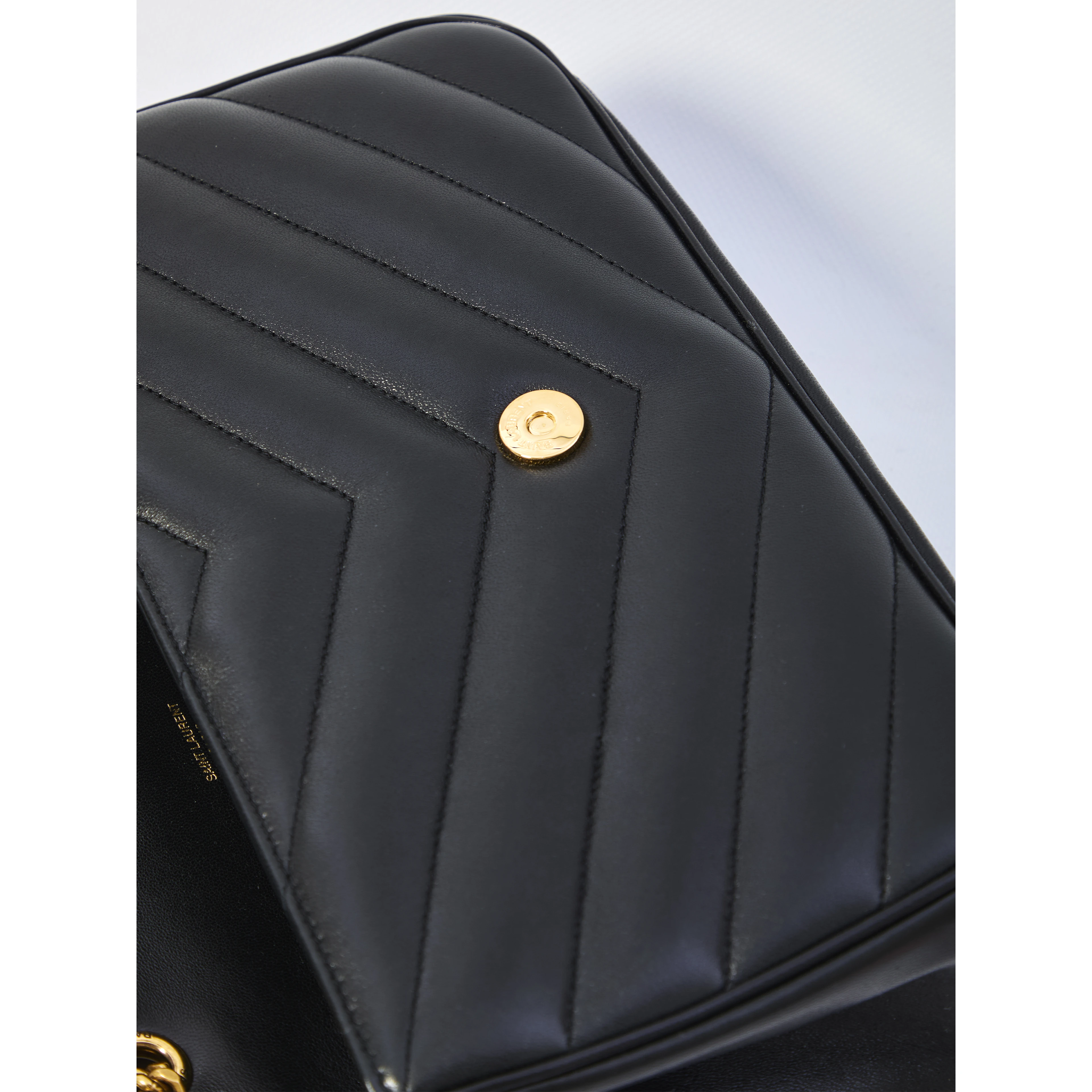 Medium Loulou bag